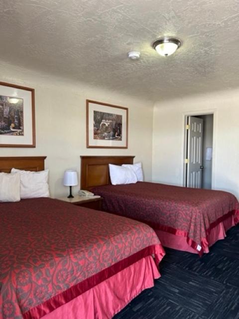 Travelodge By Wyndham Gallup Buitenkant foto