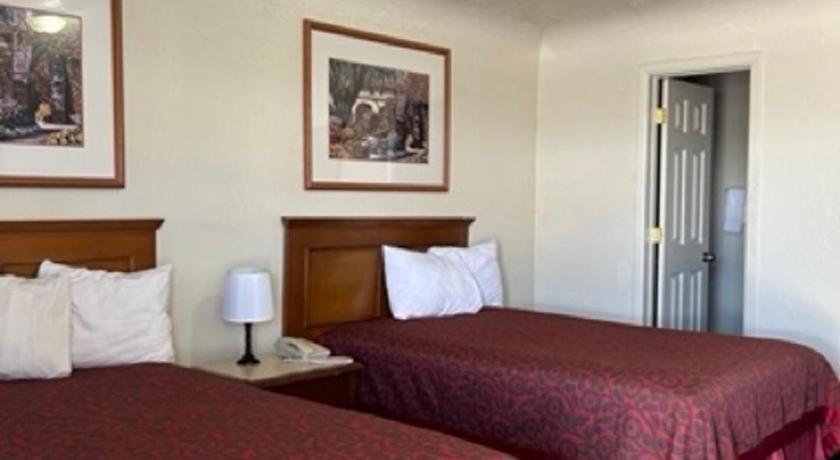 Travelodge By Wyndham Gallup Buitenkant foto